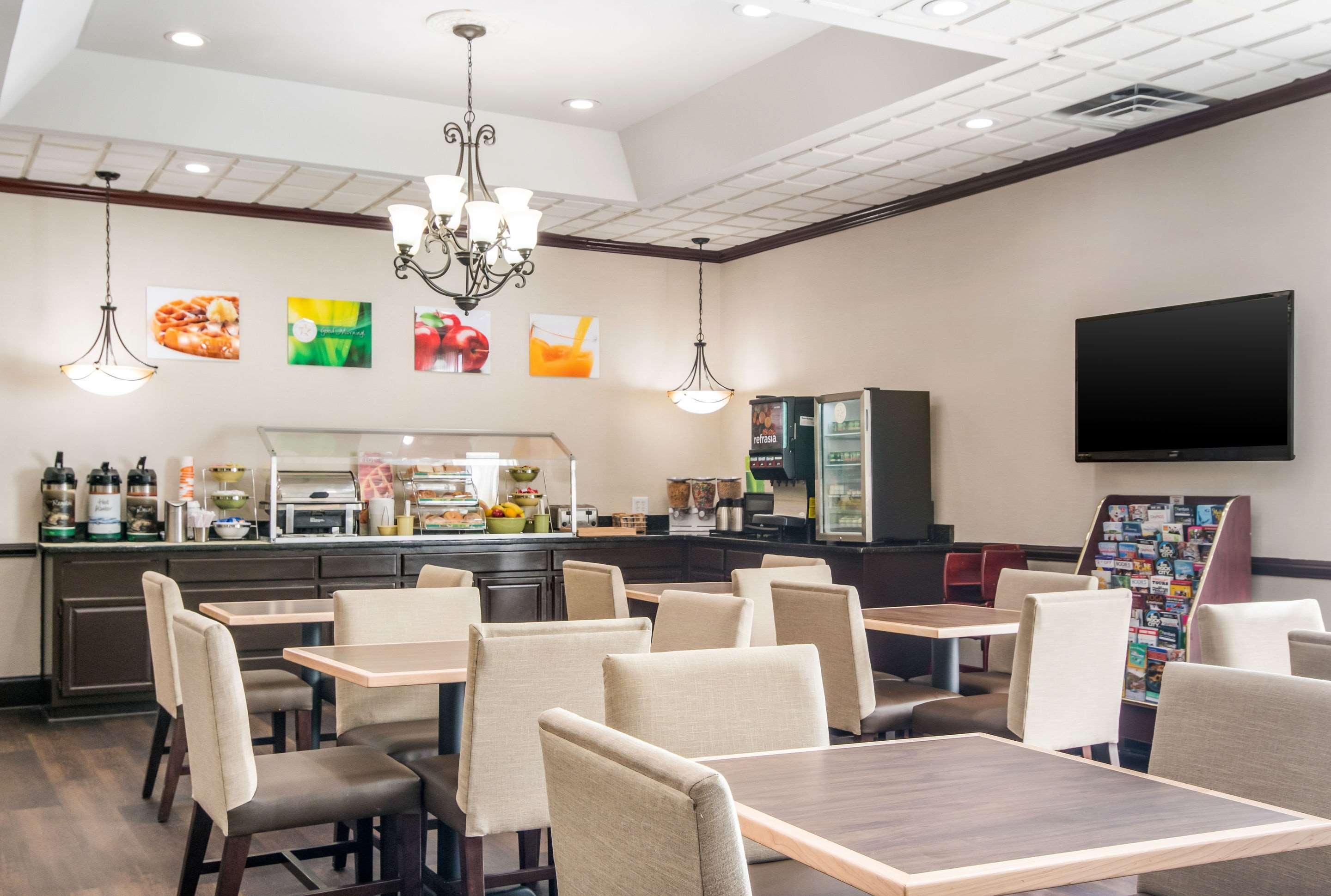 Quality Inn Suwanee I-85 Esterno foto