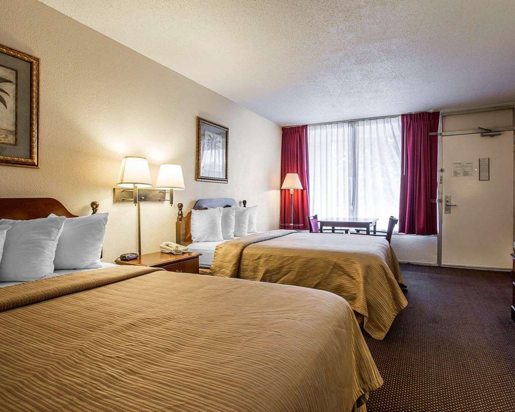 Quality Inn Suwanee I-85 Camera foto